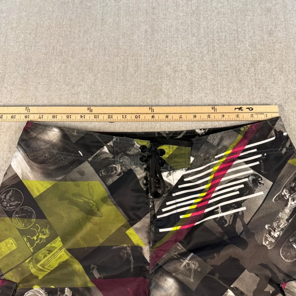 Tony Hawk Board Shorts Men 36 Multicolor Skateboard Skull Graphic Cargo Swim